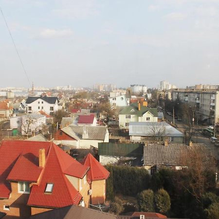 Квартира Студія В Центрі Міста Apartment Lutsk Luaran gambar